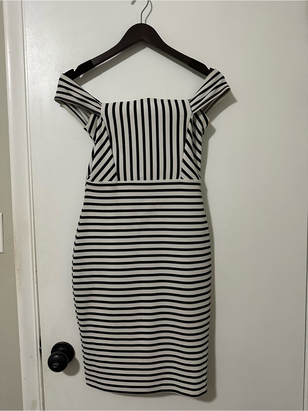 AKIRA Black and White Off-Shoulder Striped Dress